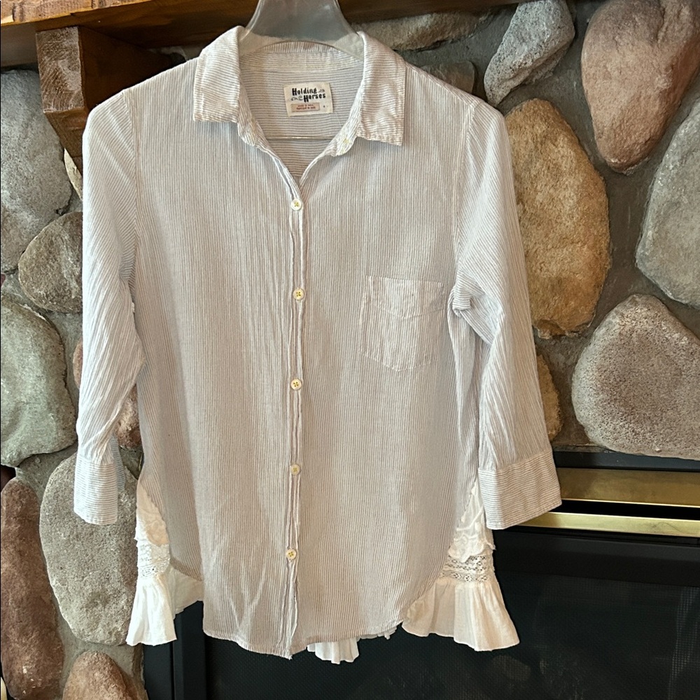 Anthro | Holding Horses Button Up 3/4 Sleeve Lace Trim Hem Shirt, Size 4